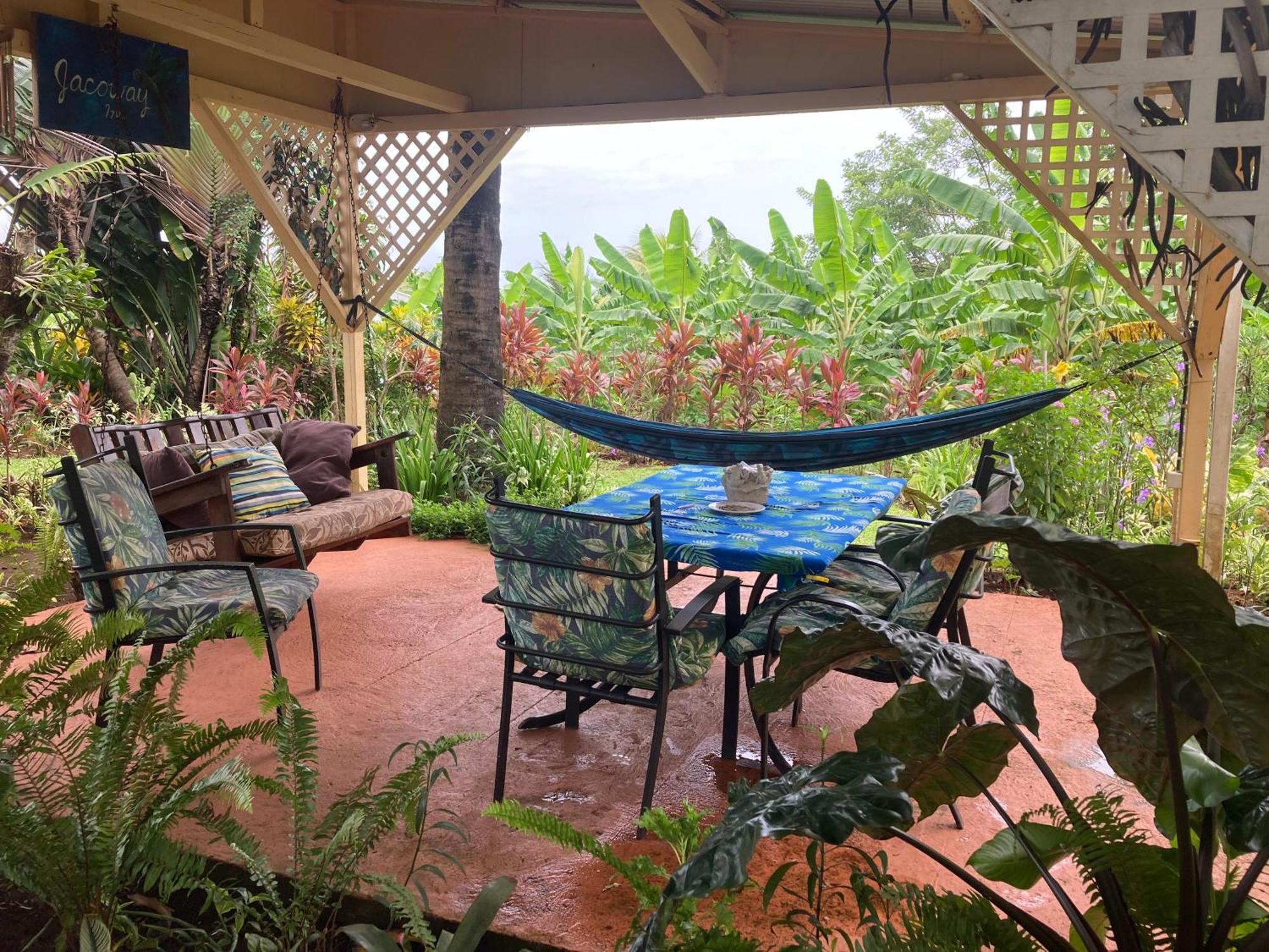 Jacoway Inn Calibishie Extérieur photo
