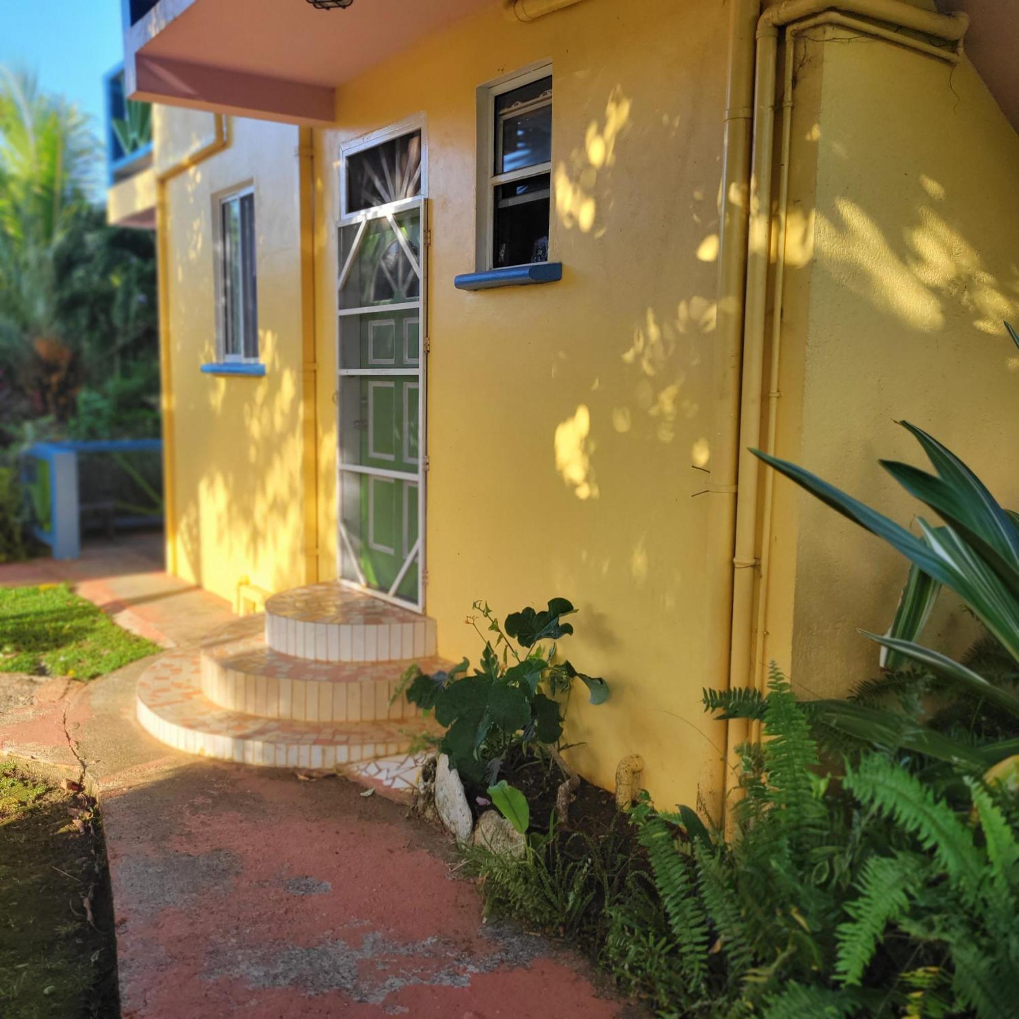 Jacoway Inn Calibishie Extérieur photo