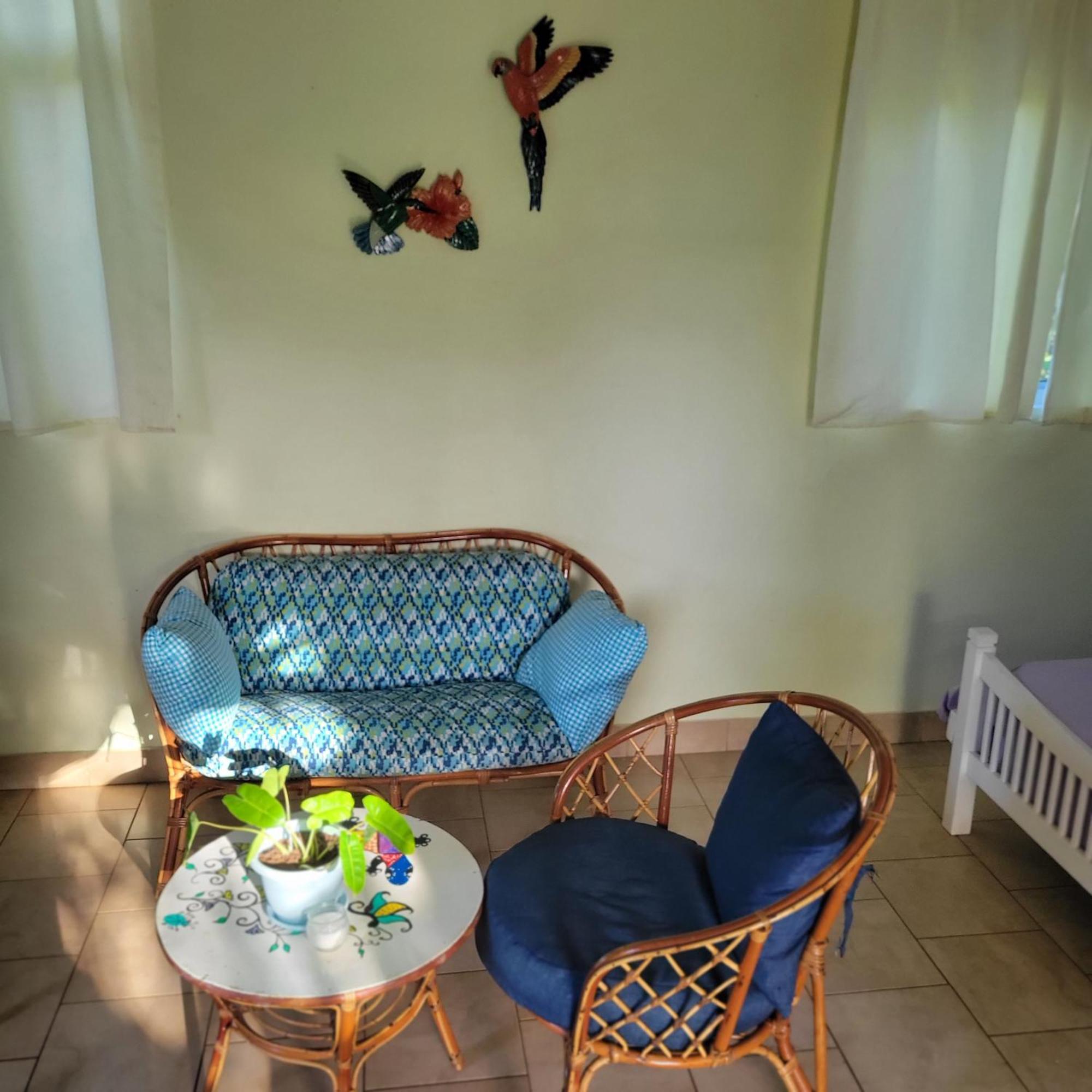 Jacoway Inn Calibishie Extérieur photo